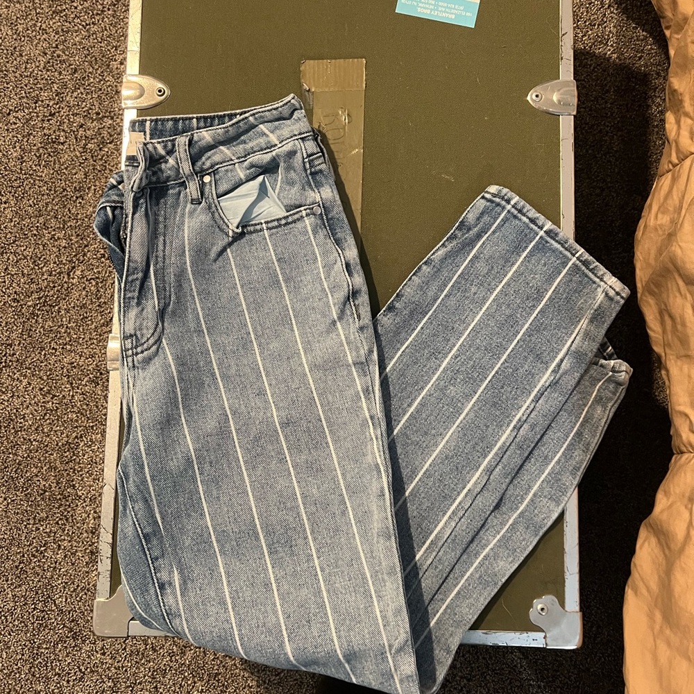 Pac Sun stripped Mom Jeans